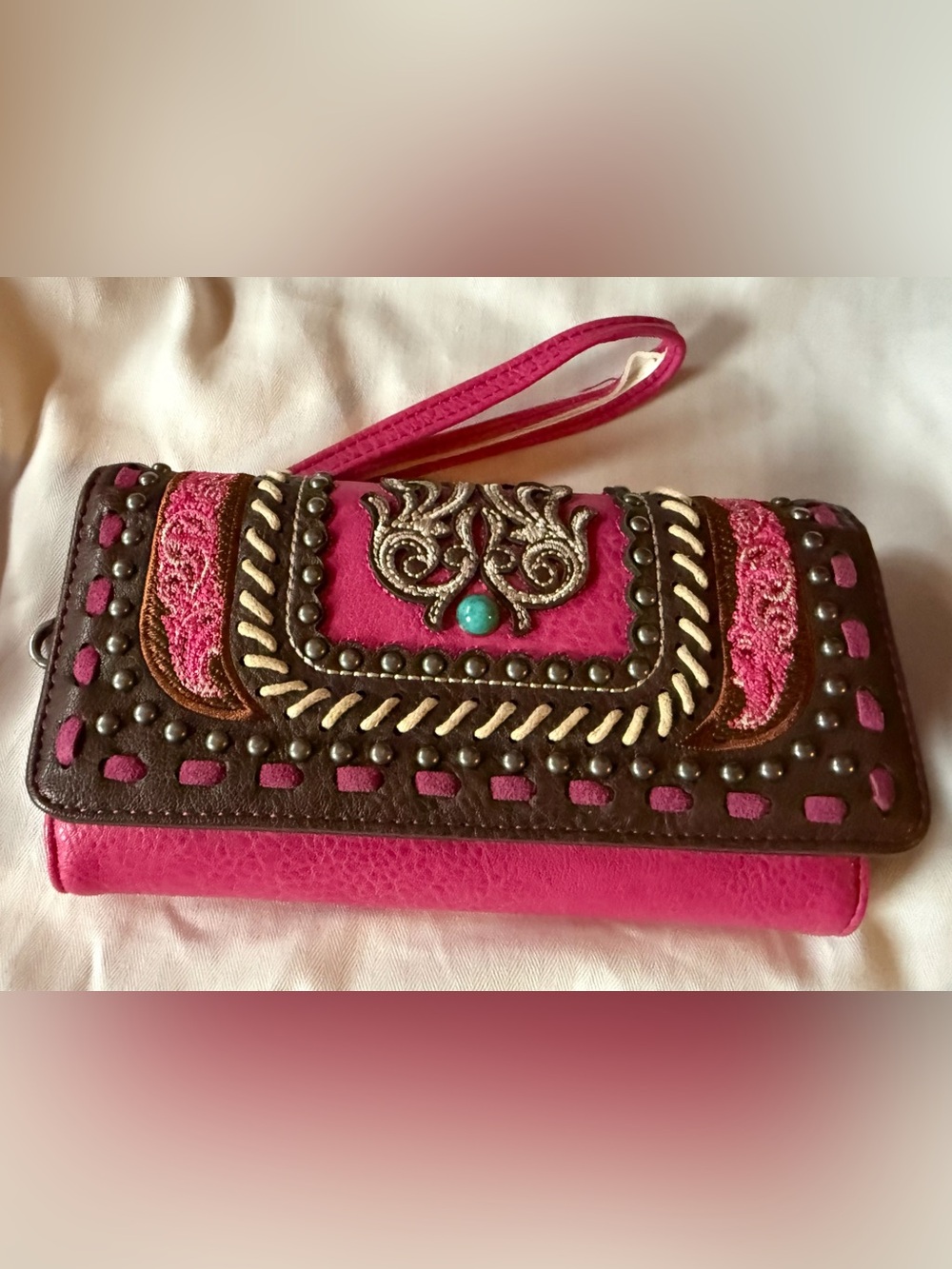 Montana West Western Scroll Women’s Wallet Wristlet